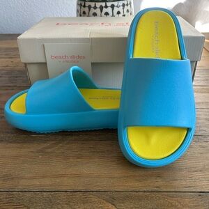 💖5 for $50💖JSLIDES, SQUISH Foam soft as clouds Turquoise/Yellow Slides Sandals
